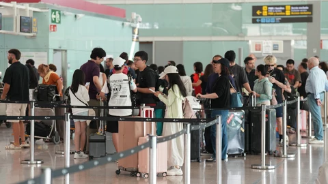 Vuelven las huelgas en el Aeropuerto de Barcelona-El Prat: tras un parón «temporal», regresan con «carácter indefinido»